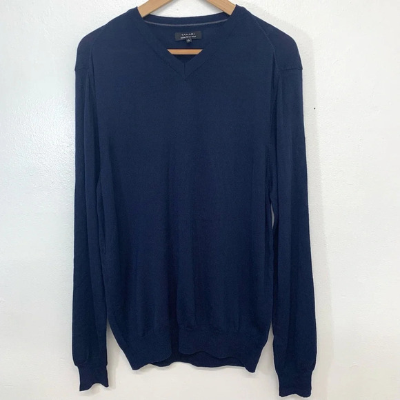 Tahari Italian Merino Wool Blend Men Large  Navy Blue V Neck Business‎ Casual - Picture 1 of 10